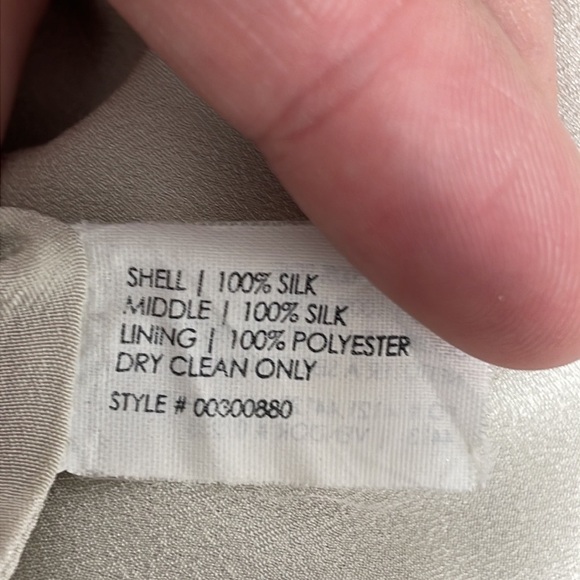 CLUB MONACO Skirt Gray White Silk Split Front Size 00 - Picture 7 of 10